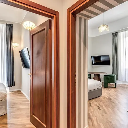 Downtown Srl - The Great Court * Рим