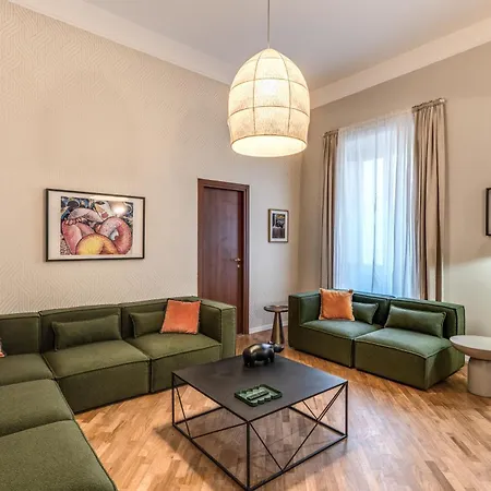 Апартаменты Downtown Srl - The Great Court Рим