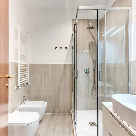Апартаменты Downtown Srl - The Great Court Рим